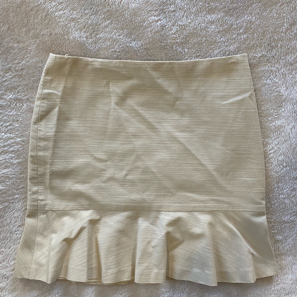 Ann Taylor Women’s Cream Skirt Size 4